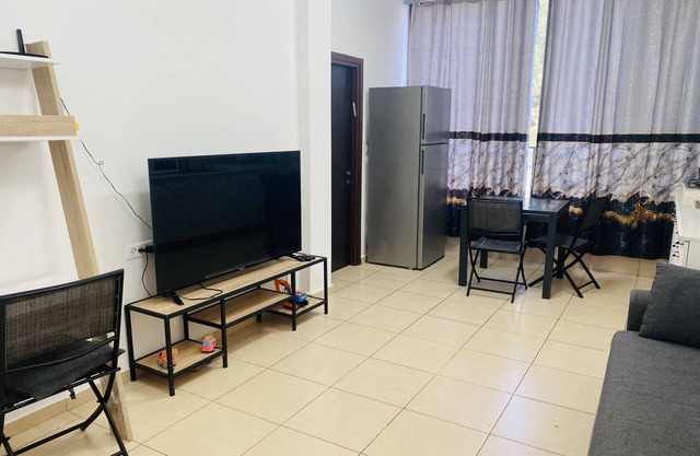 New! Royal family ground apartment 2BR