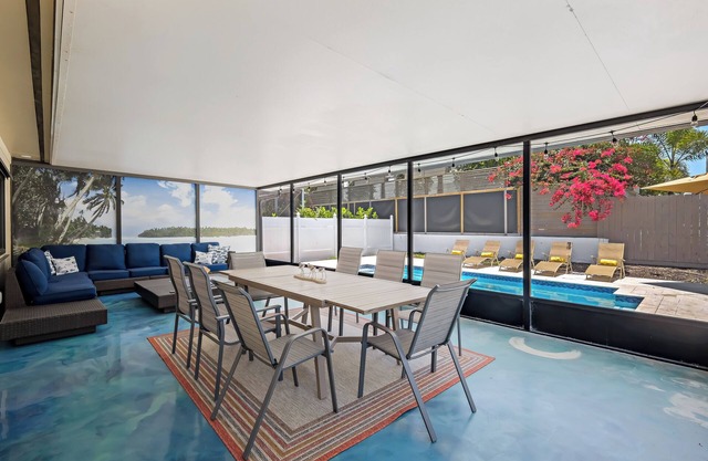 NEW! Sea La Vie - Pickleball close-Walk to Beach-Heated Pool-Monthly Discount!