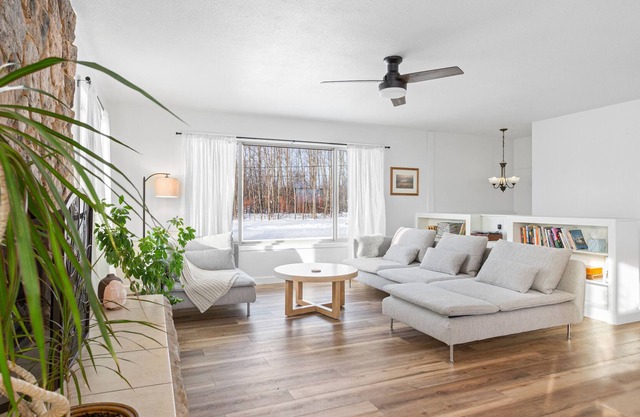 *NEW* Serene Stay in Palmer!