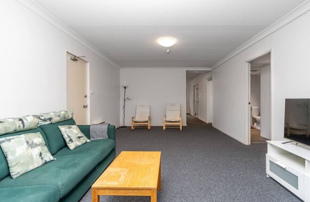 New to VRBO: 2BR Apartment Close to Glebe Park & Canberra City