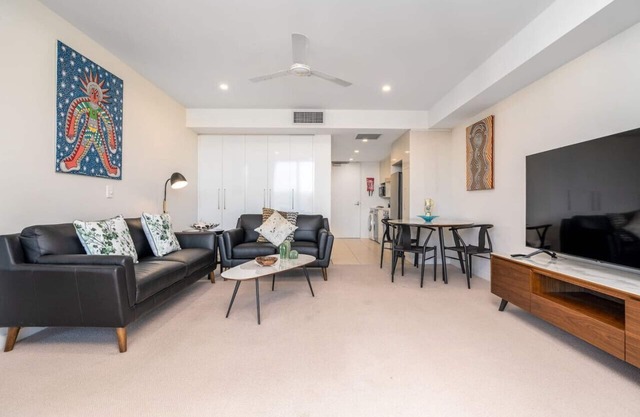 New to VRBO: Comfy Apartment near ANZAC Park