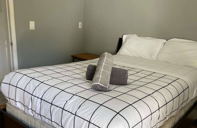 ✨New, Trendy, Cool Wynwood Flat-12