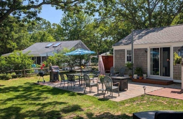 New updates! Relaxing cottage, Walk to Beach 10 min. to South Village Beach 🏖️