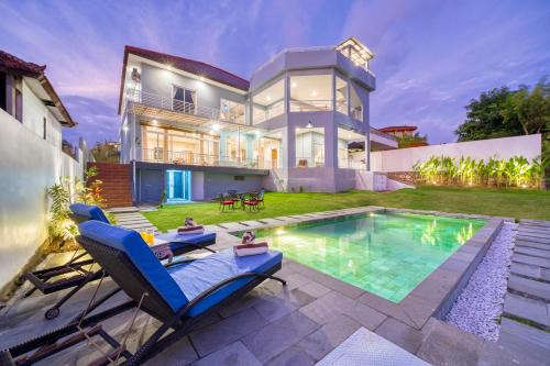 NEWLY BUILT Grand 4bd Villa in Uluwatu with OceanView