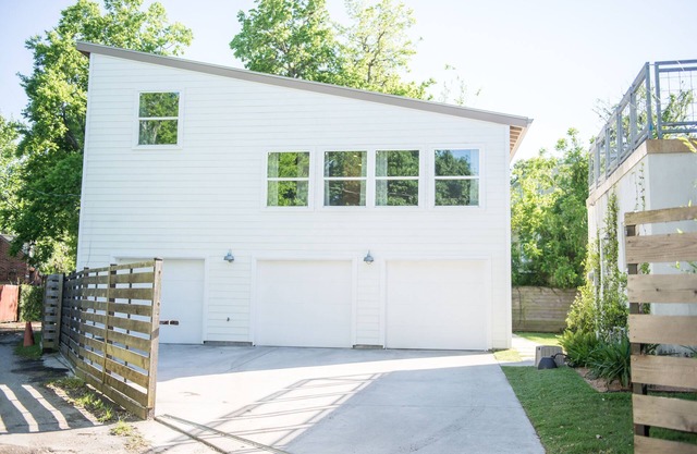Newly Built Inner Loop Townhome!
