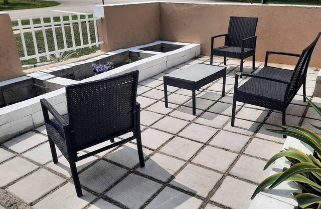 Newly built studio, 10 minutes to Sawgrass Mills Mall & Amerant Bank Arena.