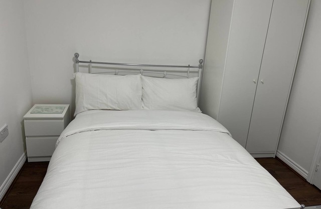 Newly Refurbished. Sleeps up to 7 Guests