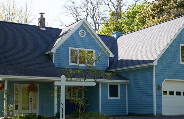 Newly remodeled 4 bedroom home in the heart of Leland.