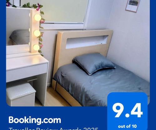 Newly Renovated 2 Bedroom Apartment #7