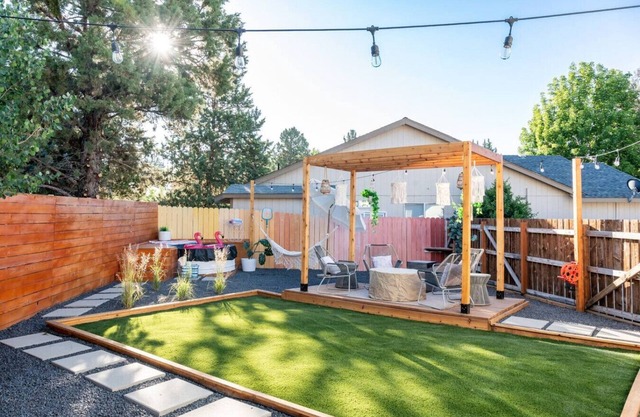 Newly Renovated Modern House. Great for Families!