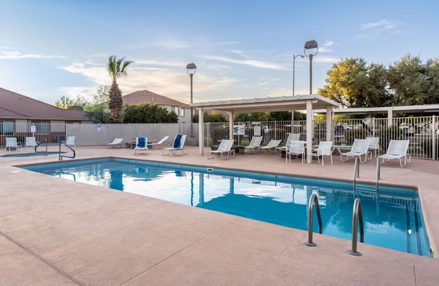 Newly Renovated Sparkling Springs by J and Amy BL990802