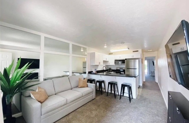 Newly Renovated St. George Getaway!
