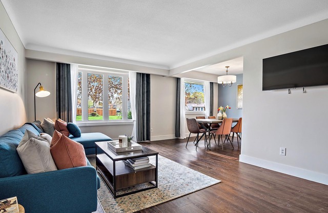 Niagara Wine Region 4 Bedrooms Retreat W/Hot Tub