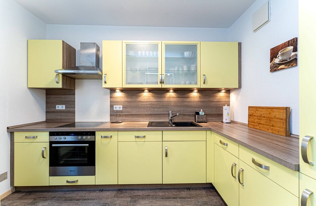 nice 5-rooms apartment in Friedrichshagen