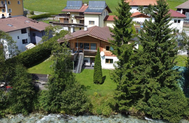 Nice apartment for 4 guests with WIFI, TV and terrace