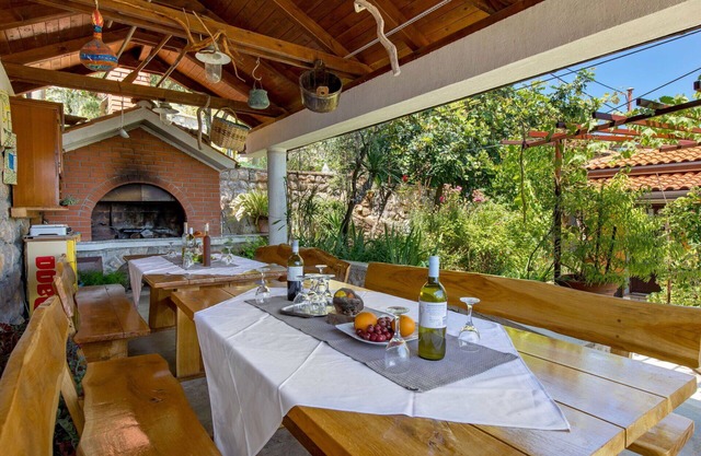 Nice apartment for 2 people with WIFI, A/C, TV and terrace