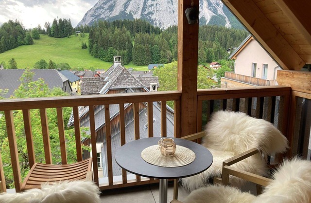 Nice apartment for 4 people with WIFI, TV and balcony