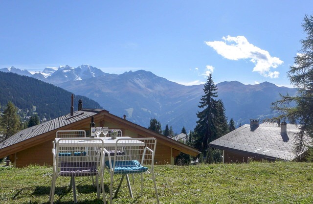 Nice apartment for 4 people with WIFI, TV, terrace and parking