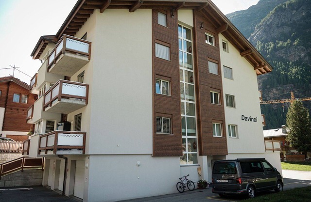 Nice apartment for 6 guests with WIFI, TV, balcony and parking