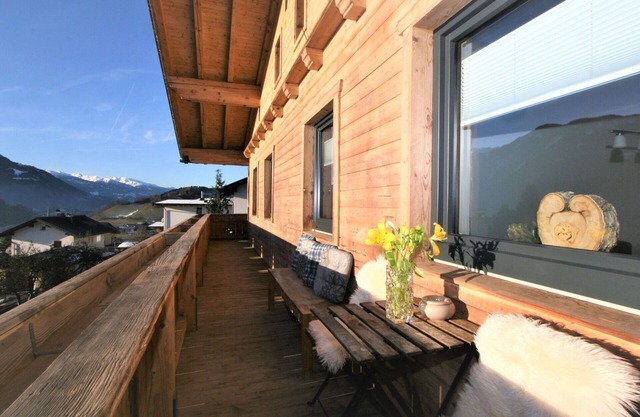 Nice apartment for 6 people with WIFI, TV and balcony