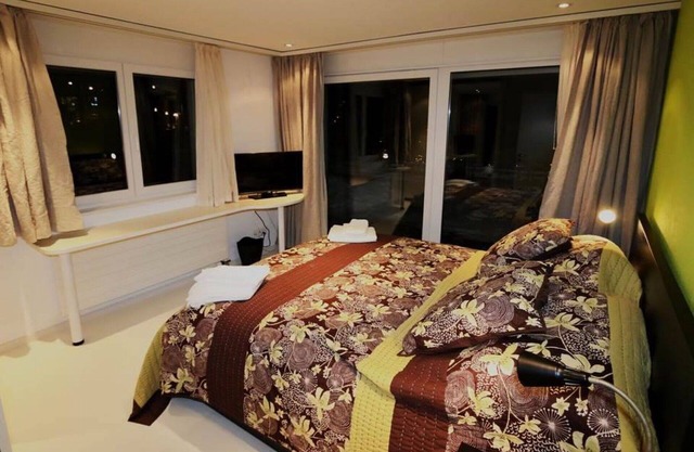 Nice apartment for 8 guests with WIFI and balcony