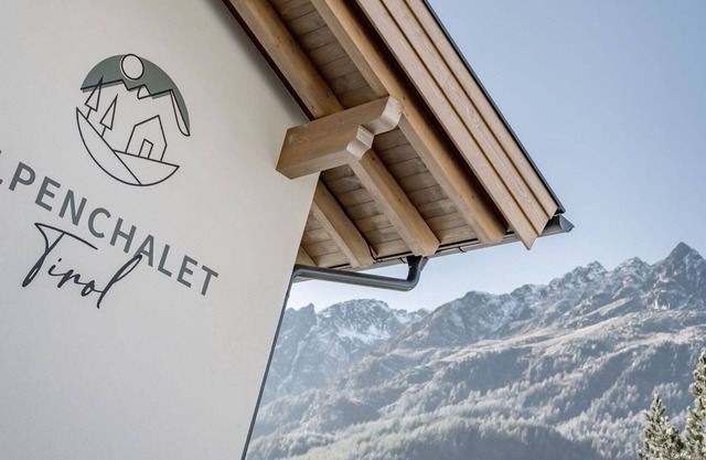 Nice apartment for 8 guests with WIFI, TV, patio, panoramic view and parking