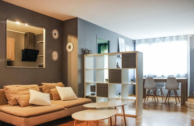 Nice apartment in Pontoise with WiFi
