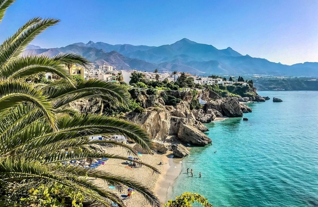 Nice Apartment Las Palmas 22B at Oasis de Capistrano Nerja