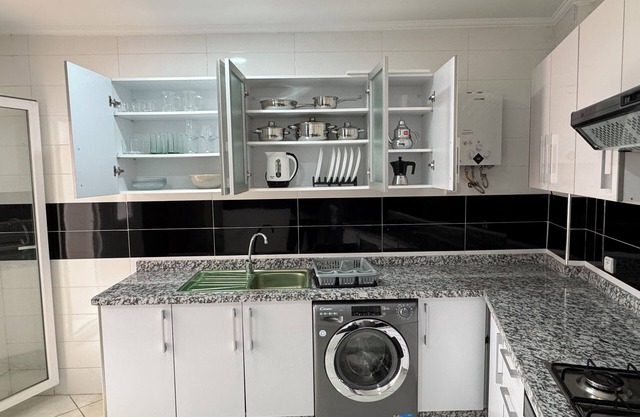 Nice apartment with terrace in the city center.
