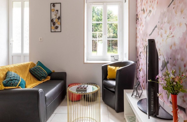 Nice holiday home in Isigny sur Mer with garden