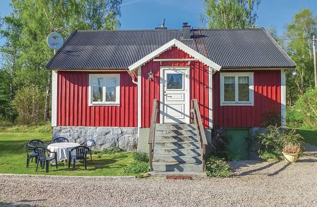 Nice holiday home on a wonderful plot at the edge of the forest.