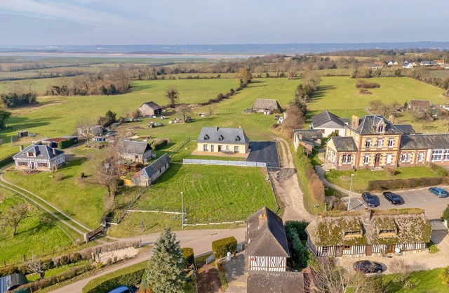 Nice home in Saint-Samson-de-la-Roq