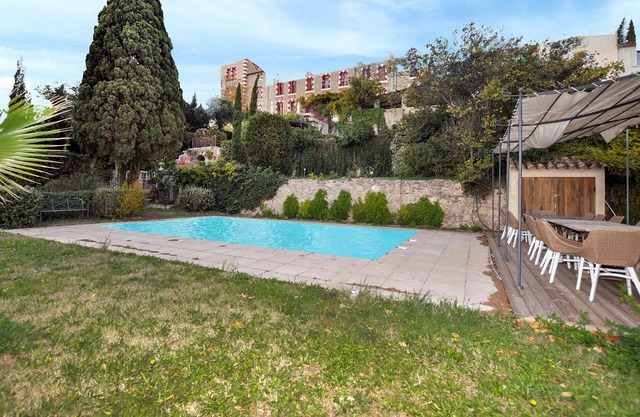Nice home in Ventenac-en-Minervois