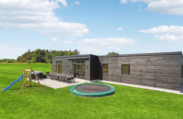 Nice home in Grenaa with sauna