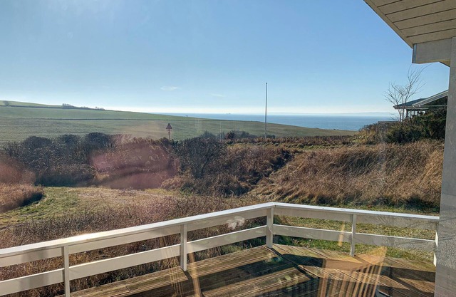 Nice home in Knebel with WiFi