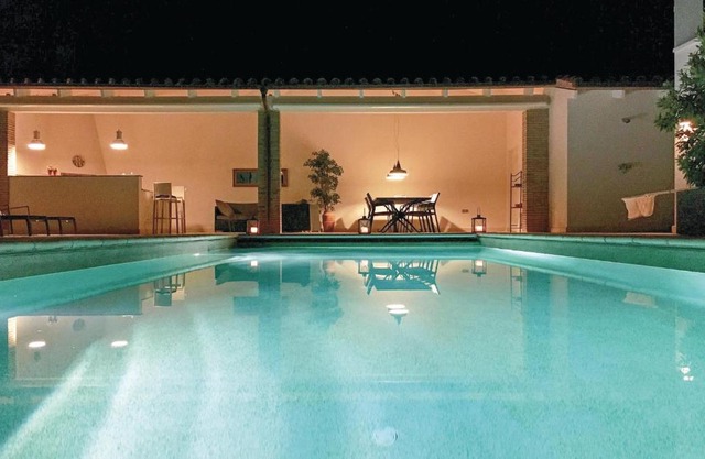 Nice home in Maureillas- Las Illas with 5 Bedrooms, WiFi and Outdoor swimming pool