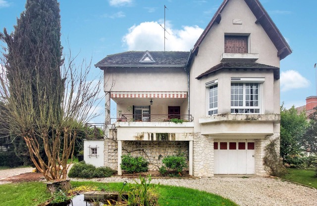 Nice home in Montrichard