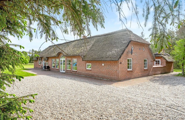 Nice home in Ulfborg with sauna