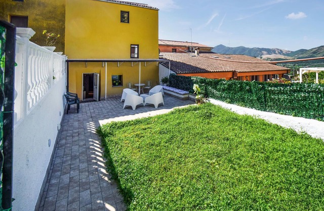 Nice home in Venafro with house a mountain view