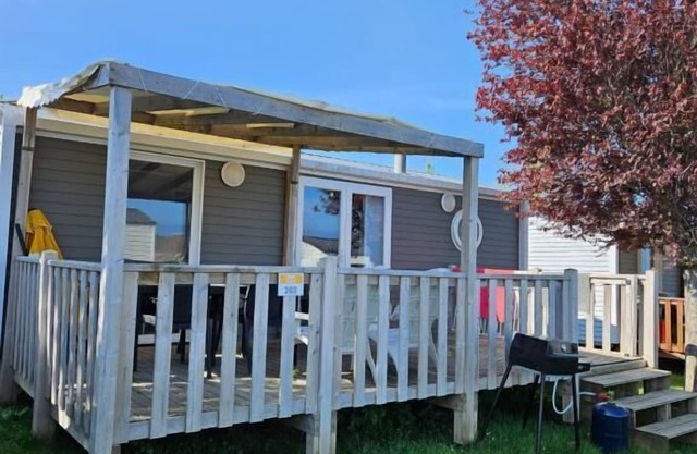 Nice Mobilhome 4 pers 2 bedrooms near the swimming pool 5*.