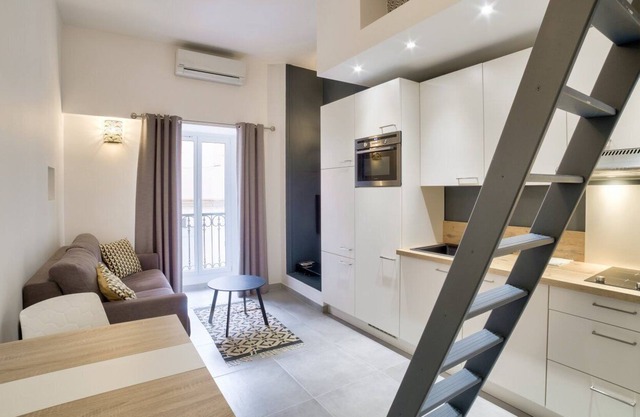 Nice: studio near the Basilica of Notre Dame