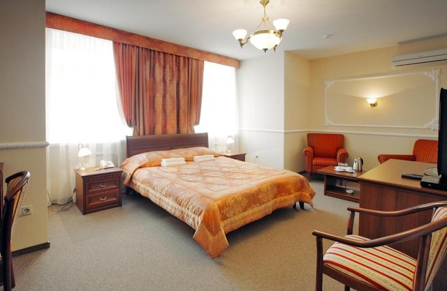 Nikol Hotel