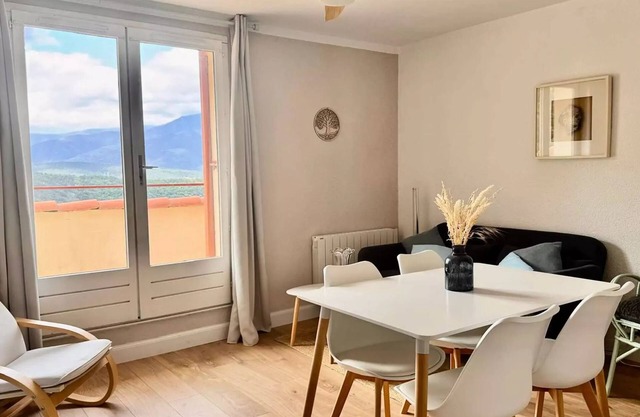 Nizza T2 mit Balkon für 2 Personen
