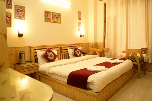 Noel Home's Manali