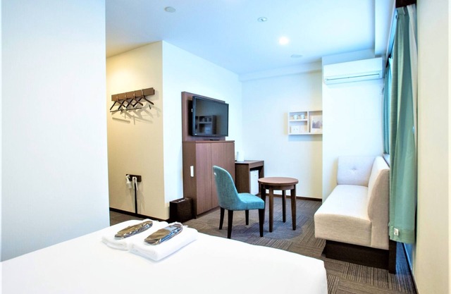 Nonsmoking Premium double room Couple and famil/Yokohama Kanagawa