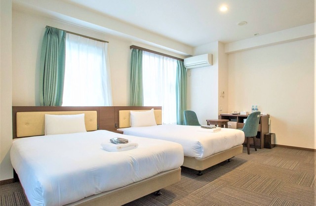 Nonsmoking Twin room Two people get along with /Yokohama Kanagawa