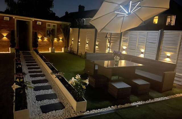 North Avenue Guest House Ltd, Heathrow Airport-Free Parking