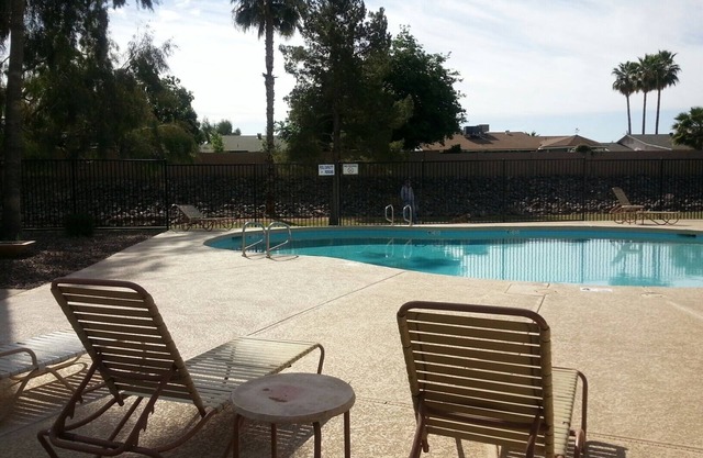 North Central Phoenix - Two Master Stes. 1500 Sf Newly Remodeled, Peaceful!