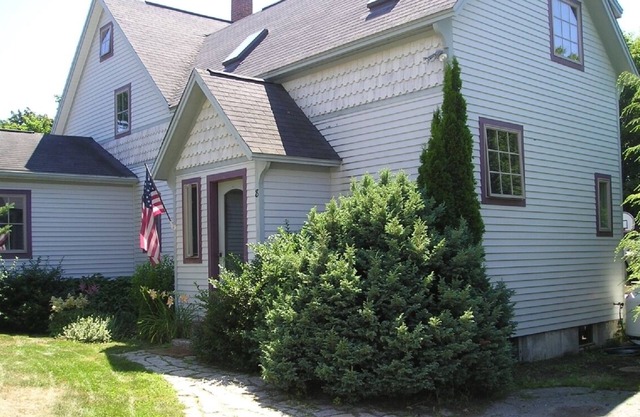 Northeast Harbor, Mount Desert- village-walk to golf, tennis, trails and marina