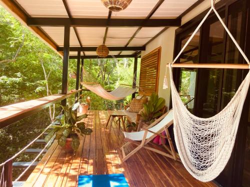 NOSOTROS Playa Maderas - Surf House & Casitas